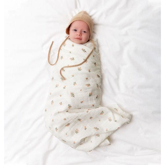 A Little Lovely Company Muslin Cloth XL: Little Flowers