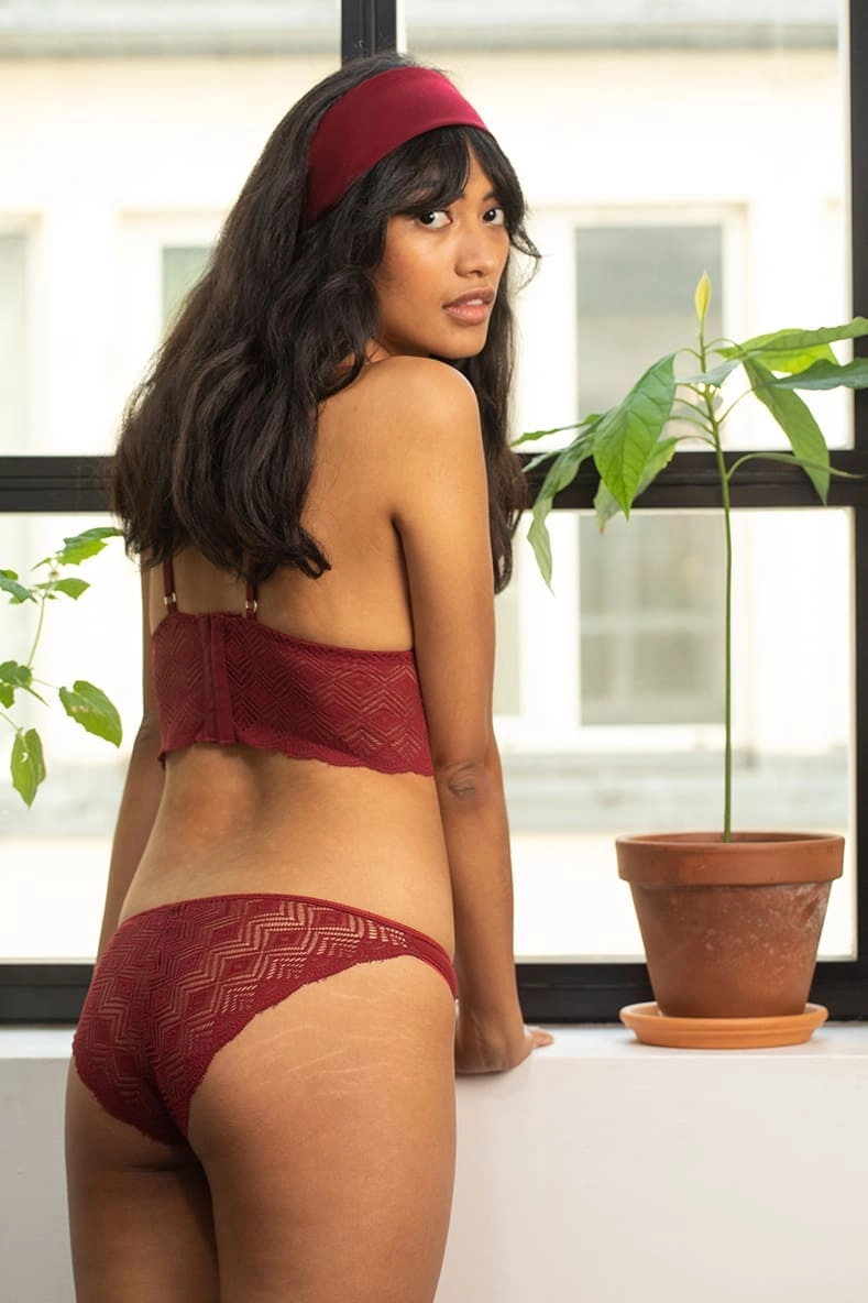 Dawa Organic Cotton & Lace Bra | Garnet
