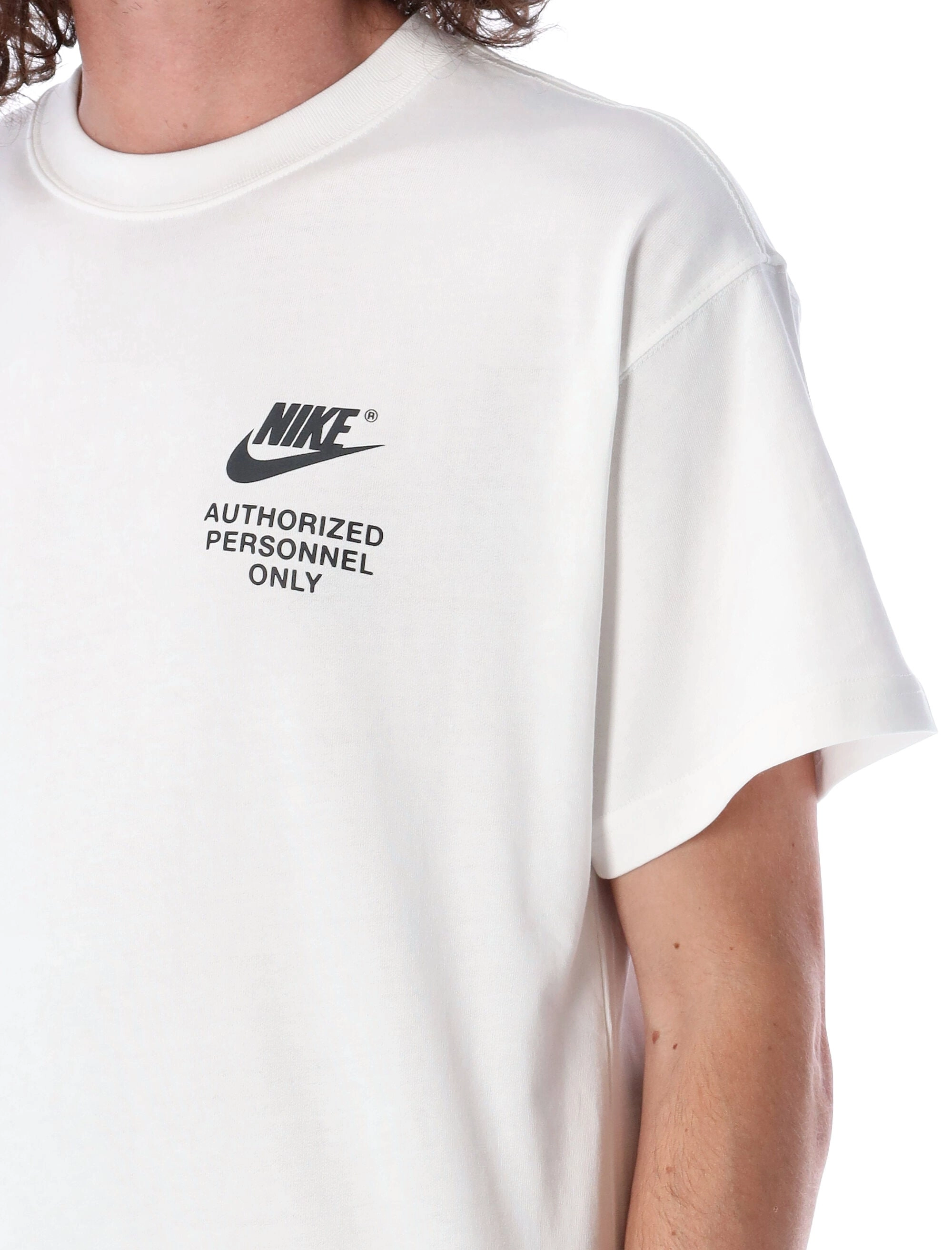 Nike Logo Printed Crewneck T-Shirt