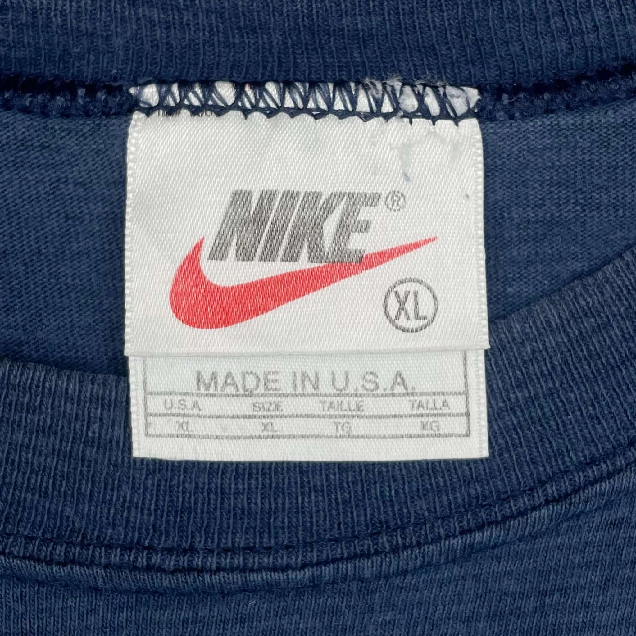 VINTAGE NIKE SWOOSH TEE SHIRT LATE 1990s SIZE XL MADE IN USA